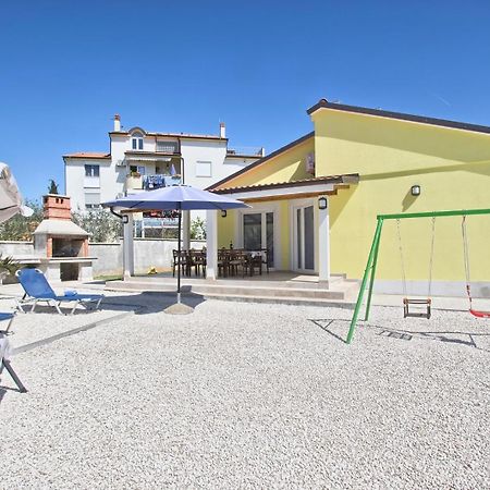 Holiday House Valnessa Медулин Экстерьер фото